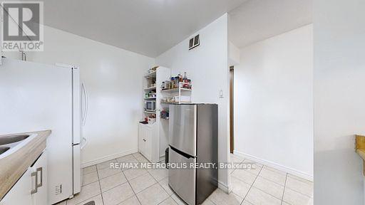 713 - 10 Martha Eaton Way, Toronto, Ontario M6M 5B3 - Photo 13 - W13451942
