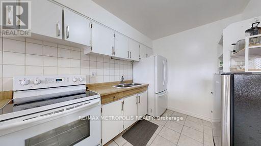 713 - 10 Martha Eaton Way, Toronto, Ontario M6M 5B3 - Photo 42 - W13451942
