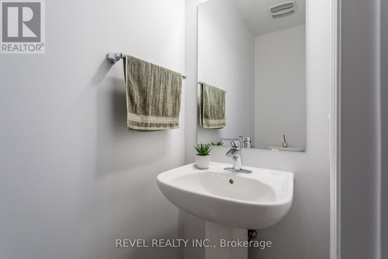 3053 Blacktusk Common, Oakville, Ontario  L6H 0R9 - Photo 6 - W13452018