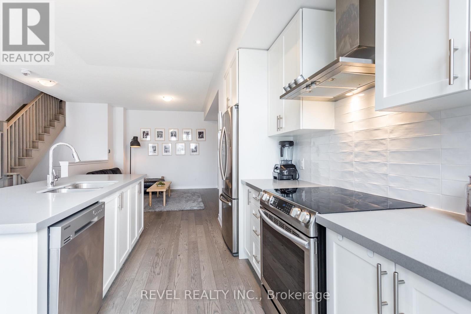 3053 Blacktusk Common, Oakville, Ontario  L6H 0R9 - Photo 7 - W13452018