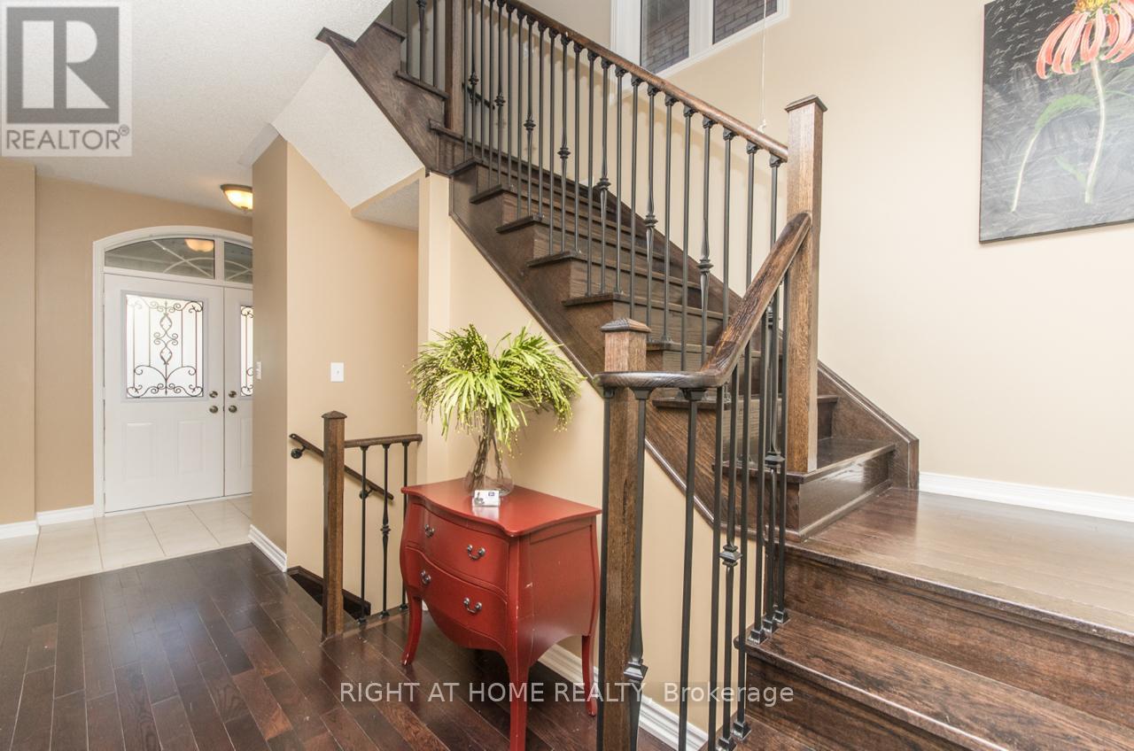 3053 Janice Drive, Oakville, Ontario L6M 0S6 - Photo 11 - W13452048