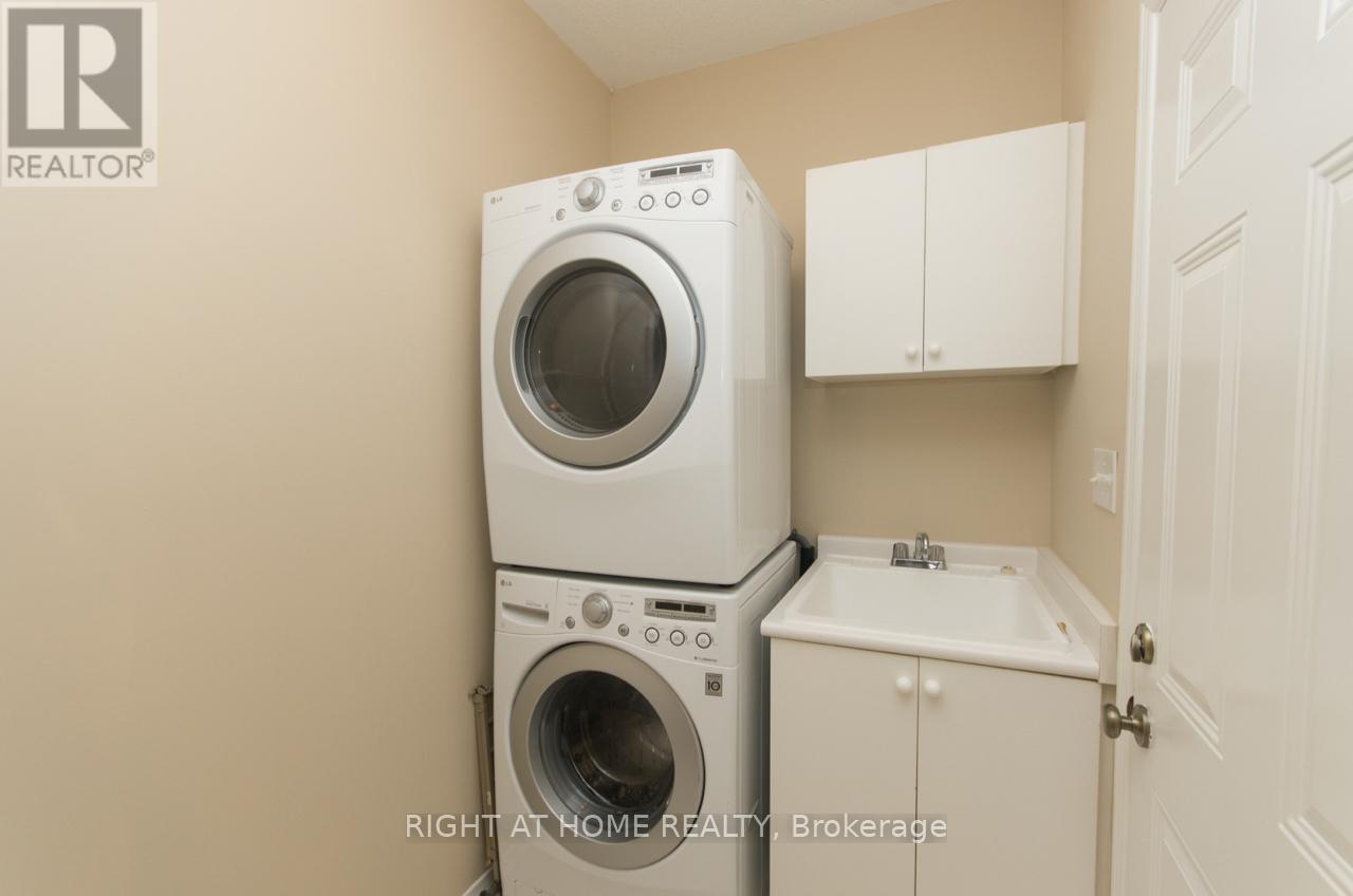 3053 Janice Drive, Oakville, Ontario L6M 0S6 - Photo 16 - W13452048