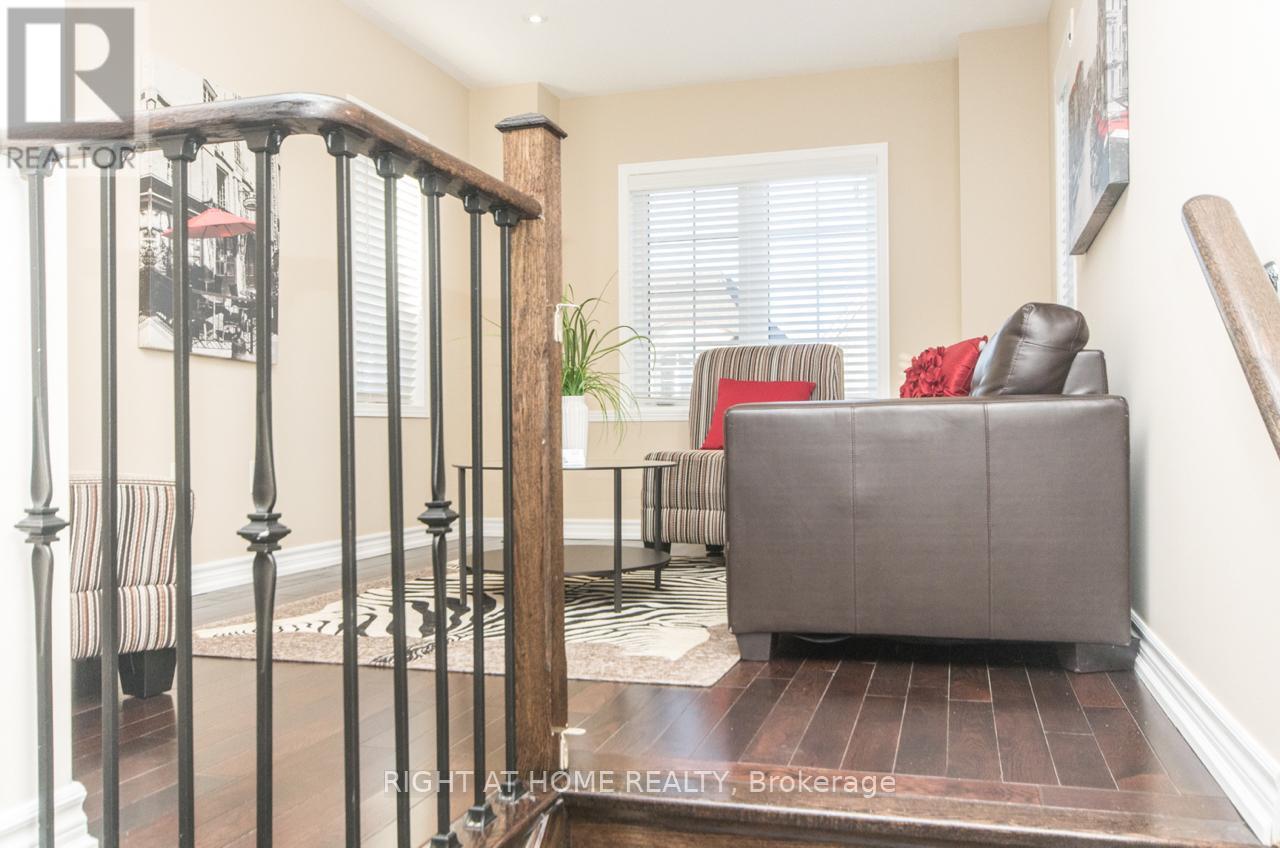 3053 Janice Drive, Oakville, Ontario L6M 0S6 - Photo 8 - W13452048