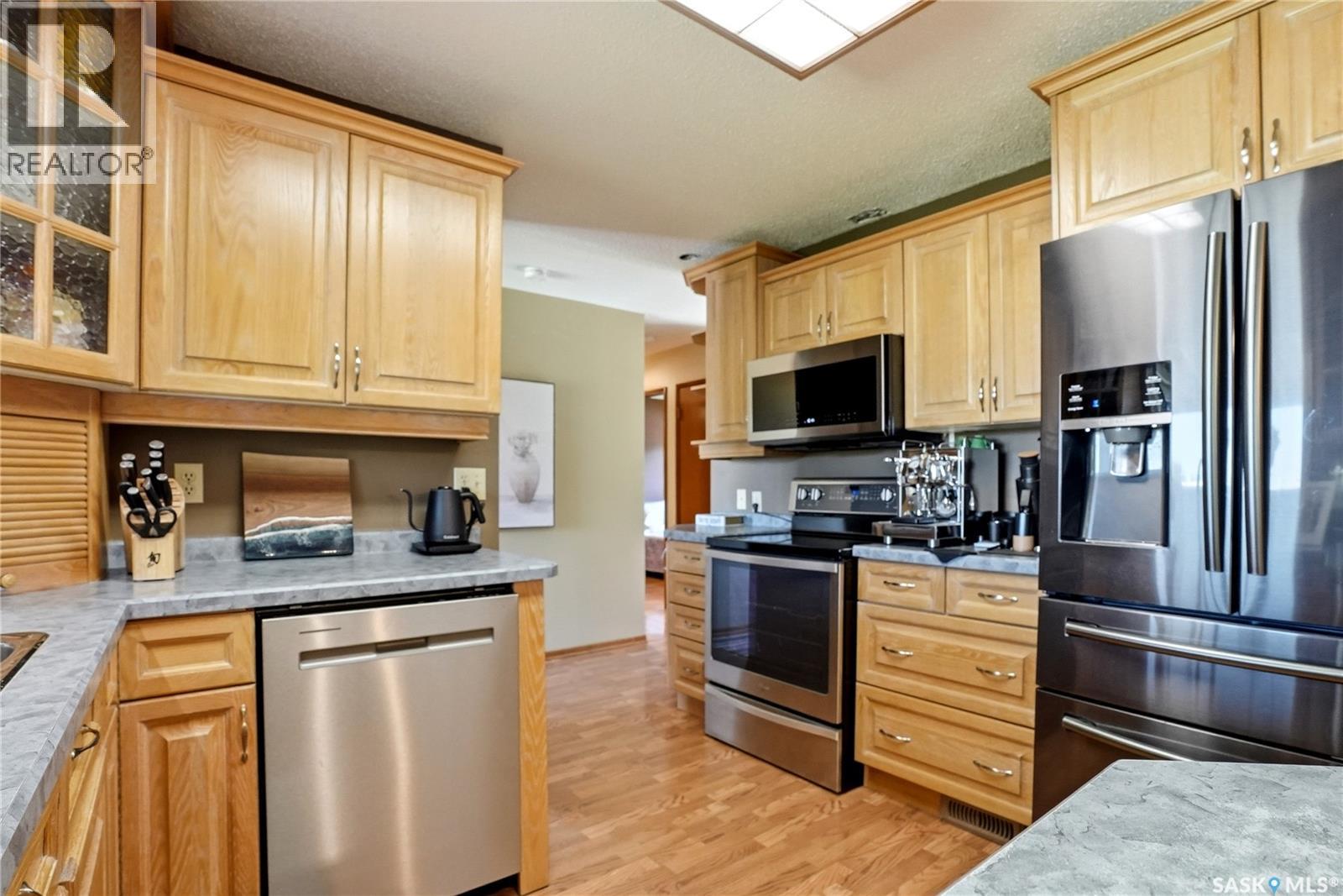 154 Mount Allison Crescent, Saskatoon, Saskatchewan  S7H 4A5 - Photo 13 - SK039583