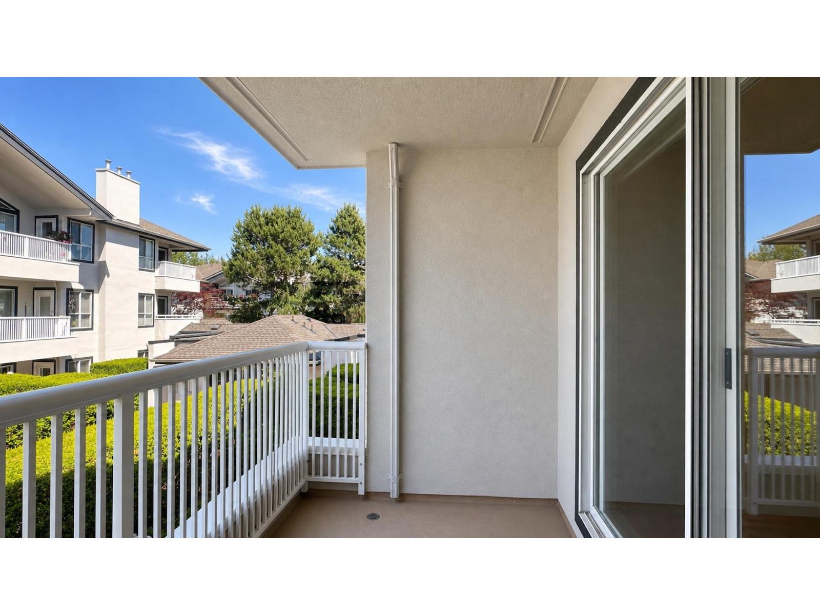 205 15272 20 Avenue, Surrey, British Columbia  V4A 2A3 - Photo 21 - R3136307