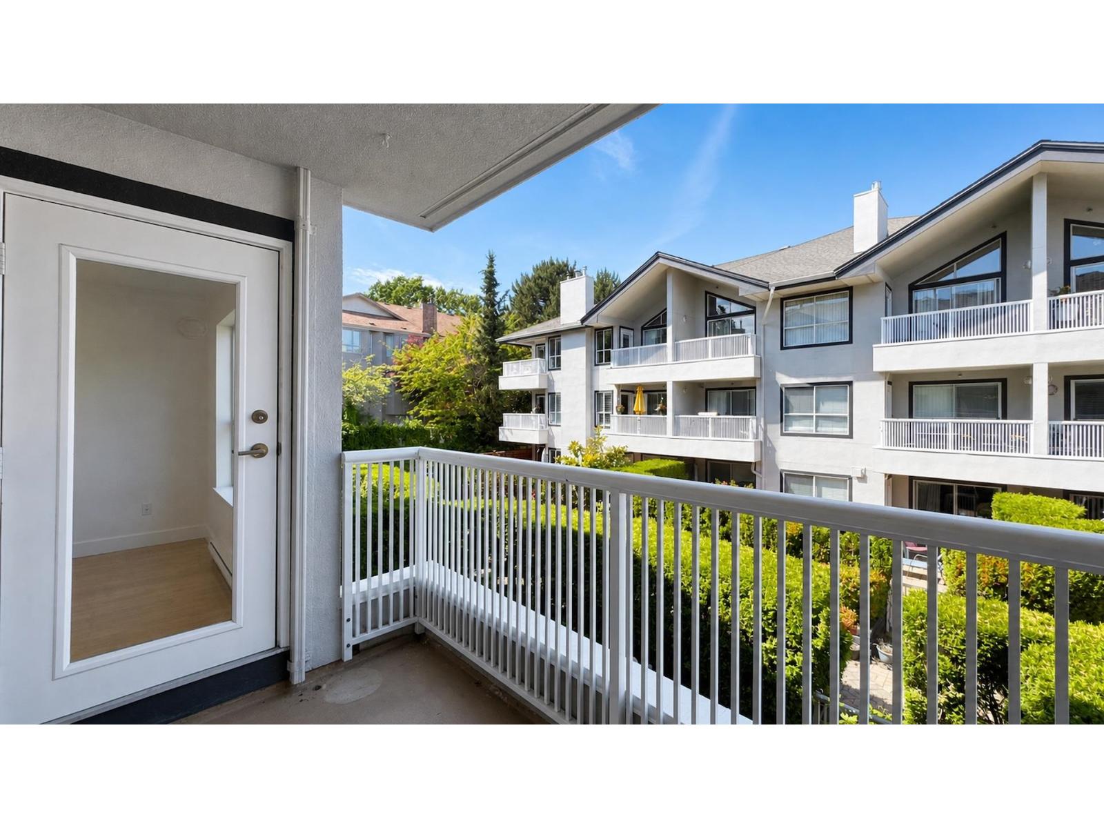 205 15272 20 Avenue, Surrey, British Columbia  V4A 2A3 - Photo 13 - R3136307
