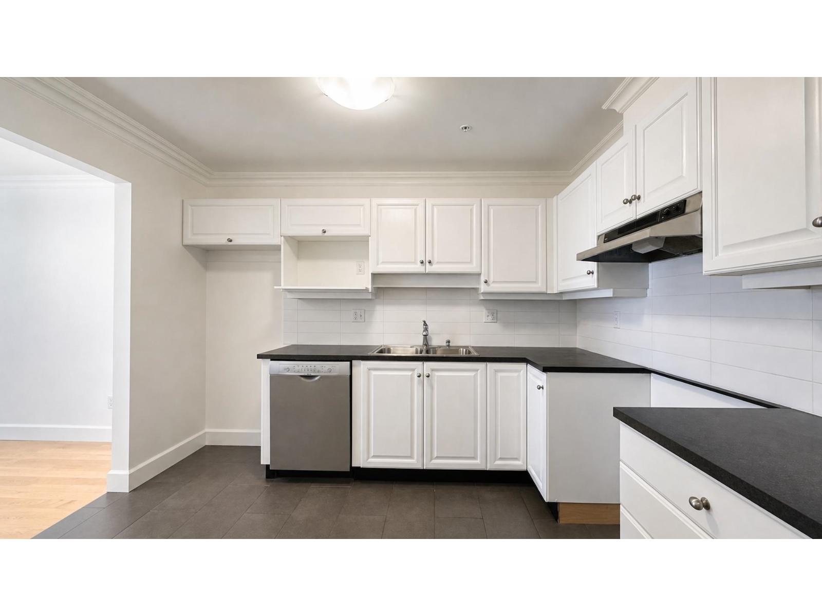 205 15272 20 Avenue, Surrey, British Columbia  V4A 2A3 - Photo 10 - R3136307