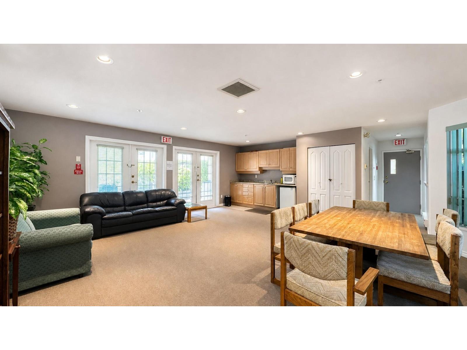 205 15272 20 Avenue, Surrey, British Columbia  V4A 2A3 - Photo 15 - R3136307