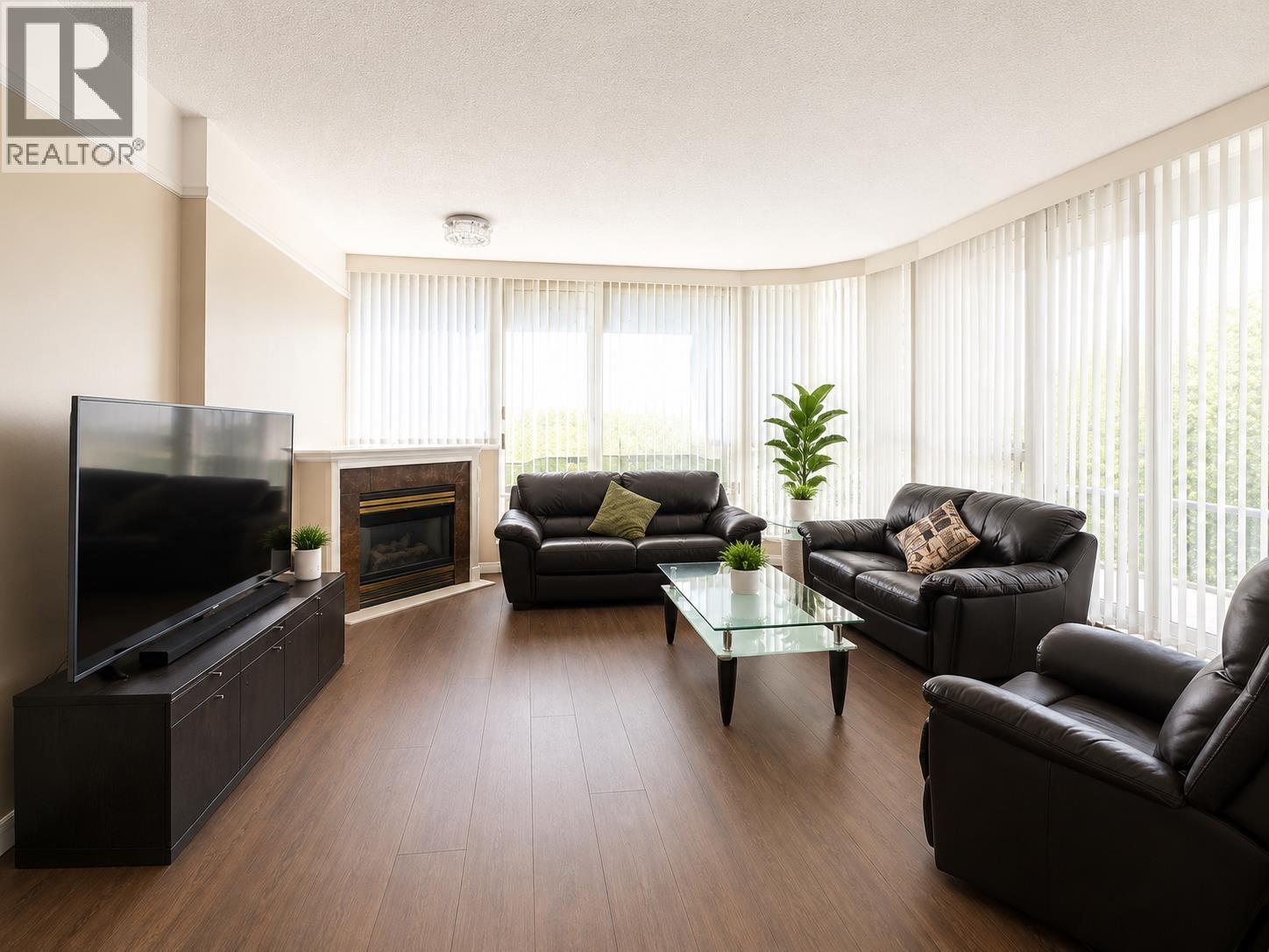 7d 6128 Patterson Avenue, Burnaby, British Columbia  V5H 4P3 - Photo 3 - R3136435
