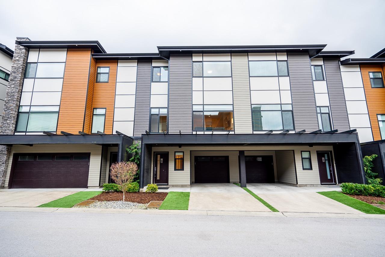 3 33209 Cherry Avenue, Mission, British Columbia  V2V 0G8 - Photo 3 - R3136519