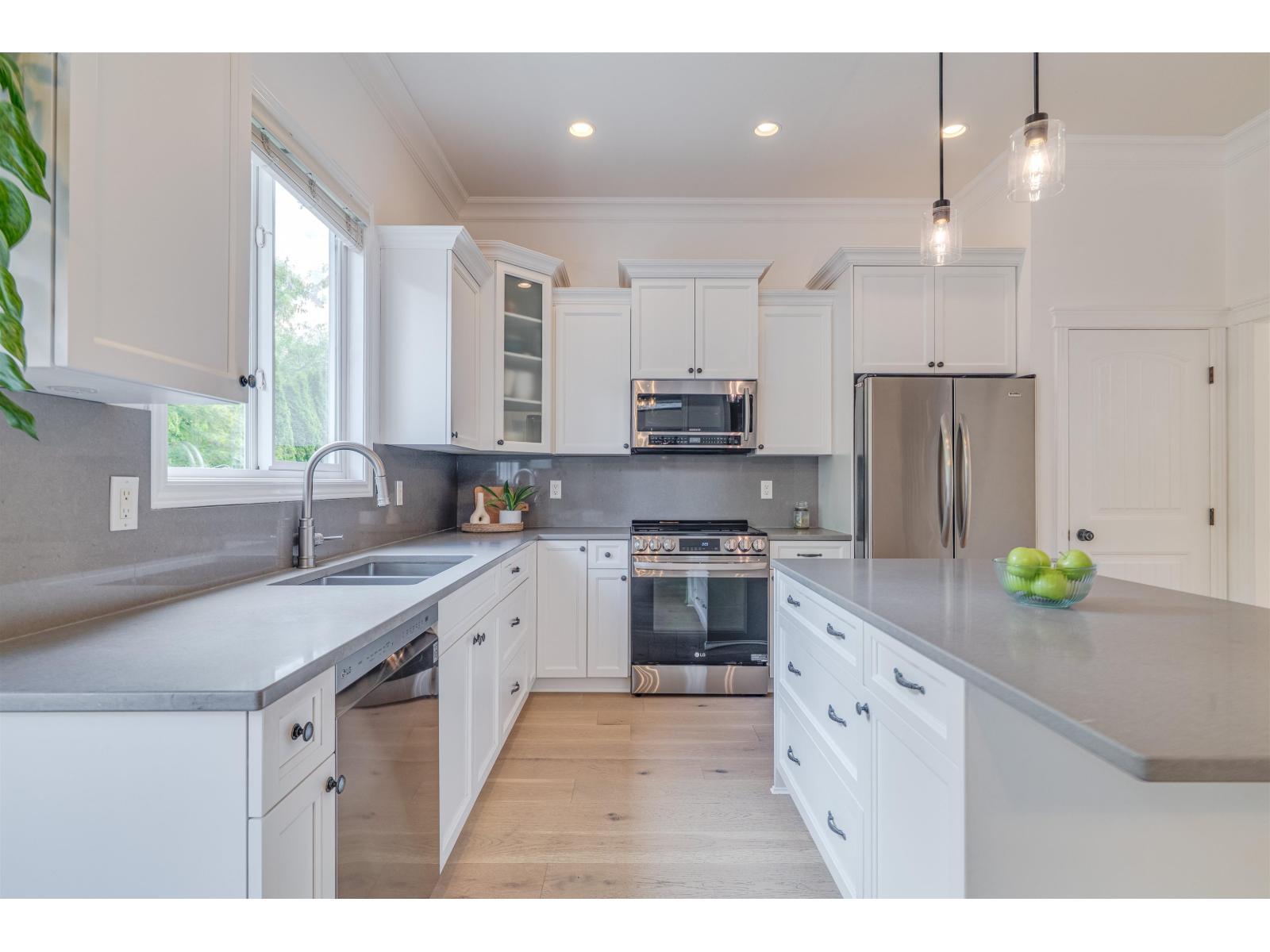 7292 196a Street, Langley, British Columbia  V2Y 3C5 - Photo 12 - R3136041