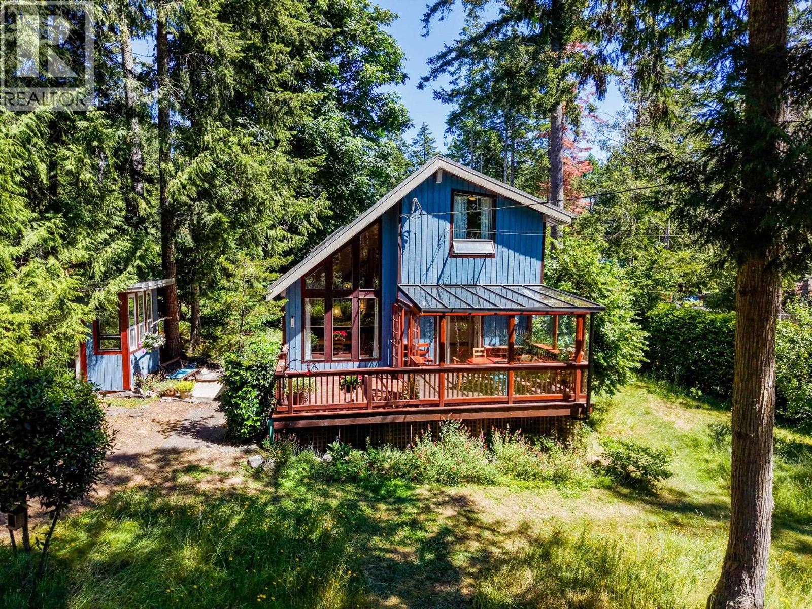 7913 Swanson View Drive, Pender Island, British Columbia  V0N 2M2 - Photo 2 - R3136446
