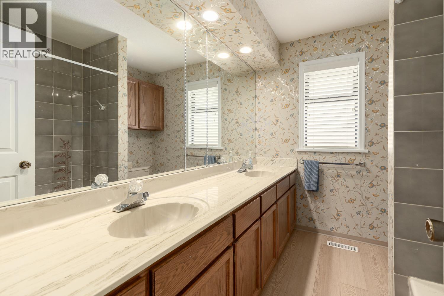 748 Juniper Place, Delta, British Columbia  V4L 2J2 - Photo 21 - R3136472