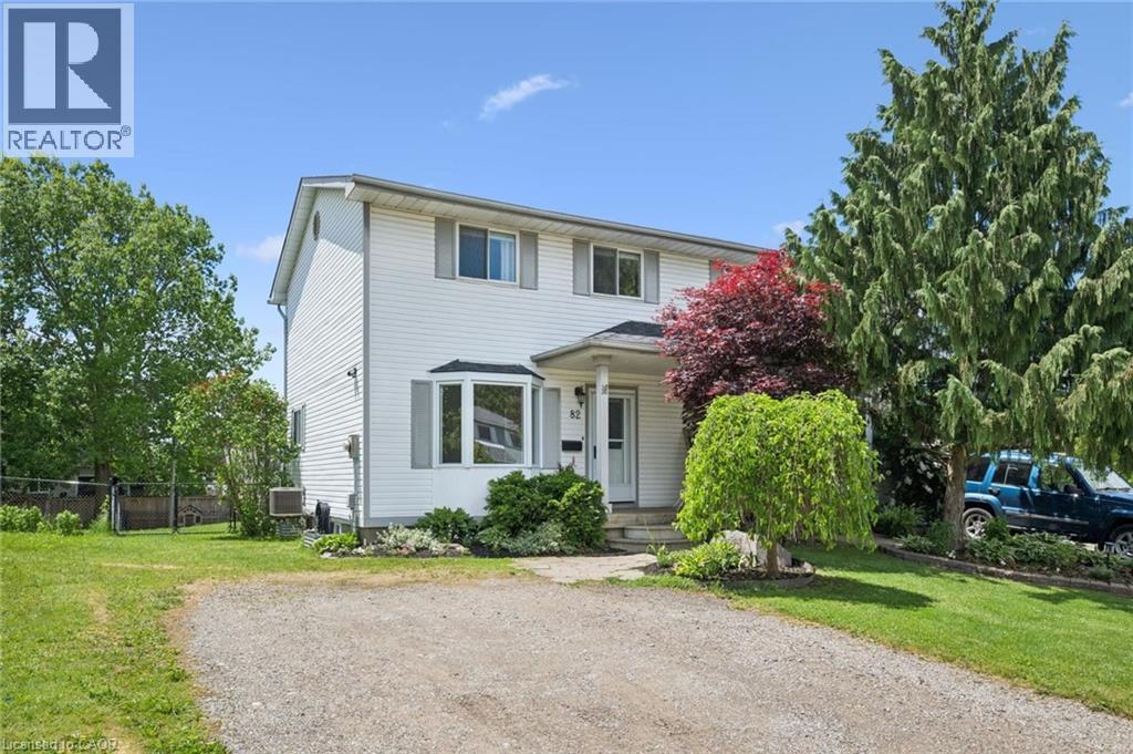 82 CATHERINE Street, New Hamburg, Ontario