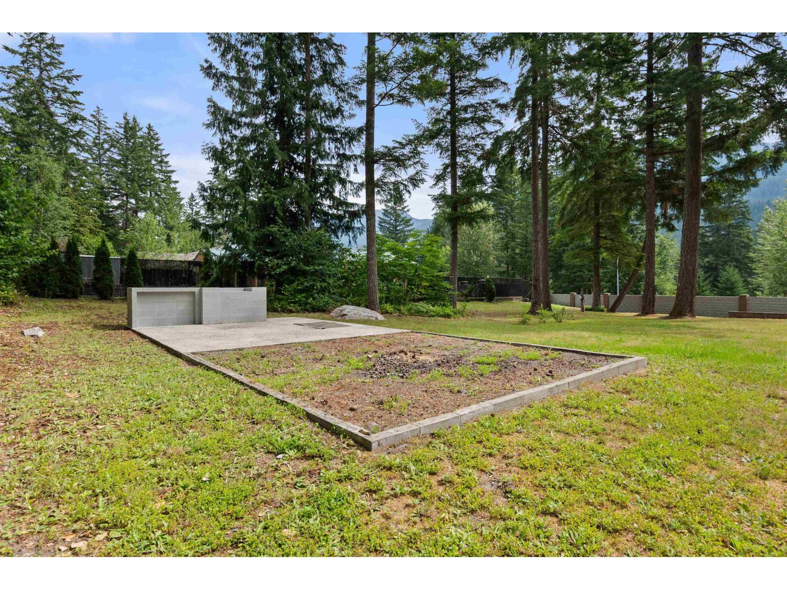 26441 Reynolds Road, Hope, Hope, British Columbia  V0X 1L3 - Photo 3 - R3136512