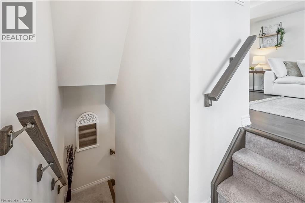 238 Law Drive, Guelph, Ontario  N1E 0P6 - Photo 33 - 40839482