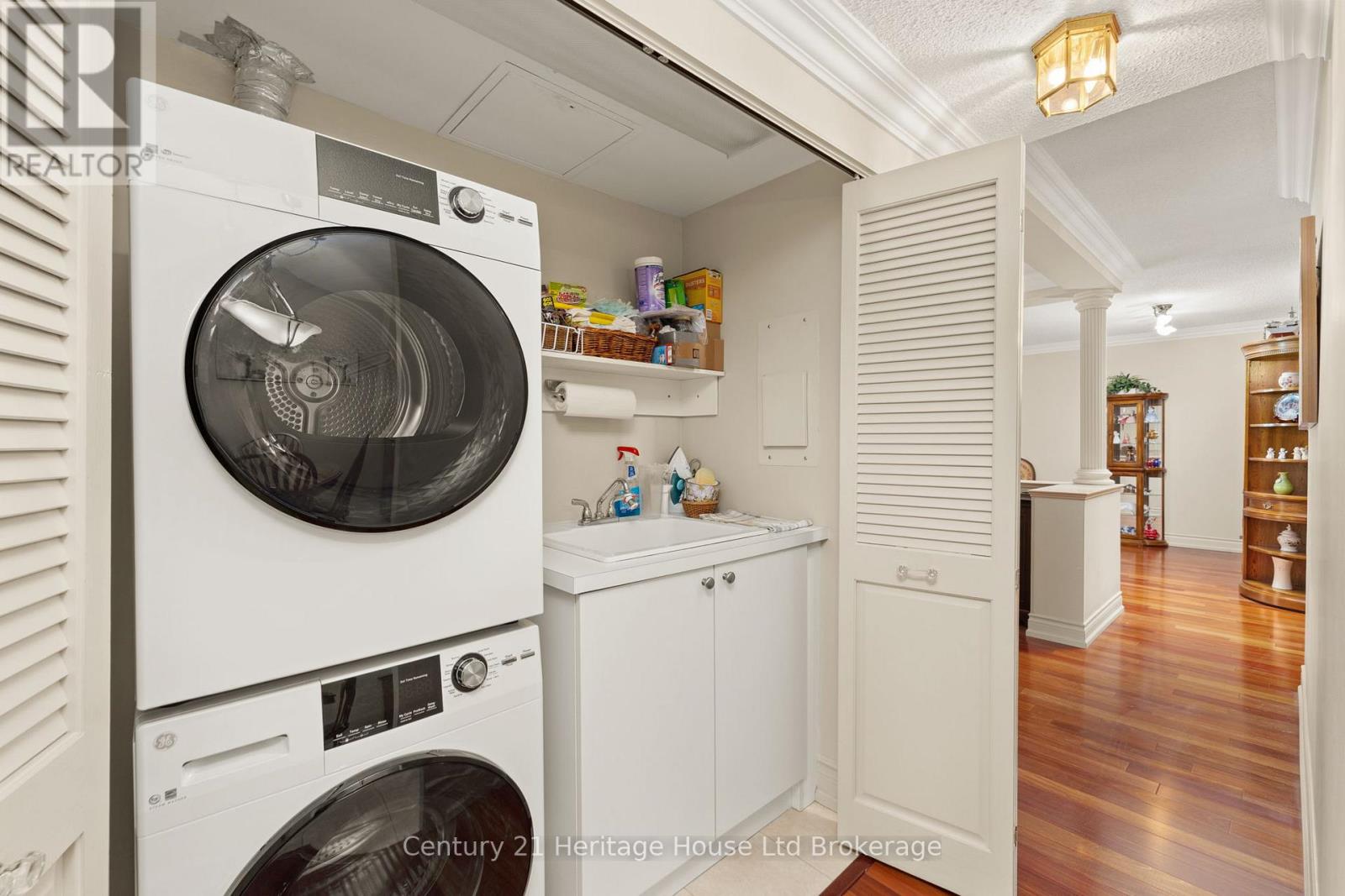 409 - 820 Burnhamthorpe Road, Toronto, Ontario  M9C 4W2 - Photo 17 - W13452058