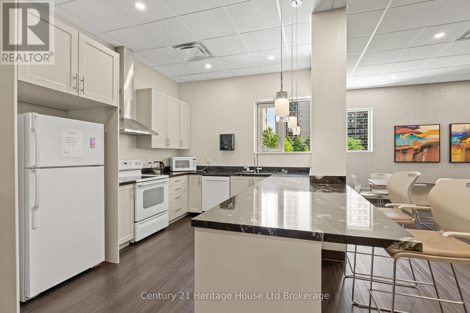 409 - 820 Burnhamthorpe Road, Toronto, Ontario  M9C 4W2 - Photo 36 - W13452058