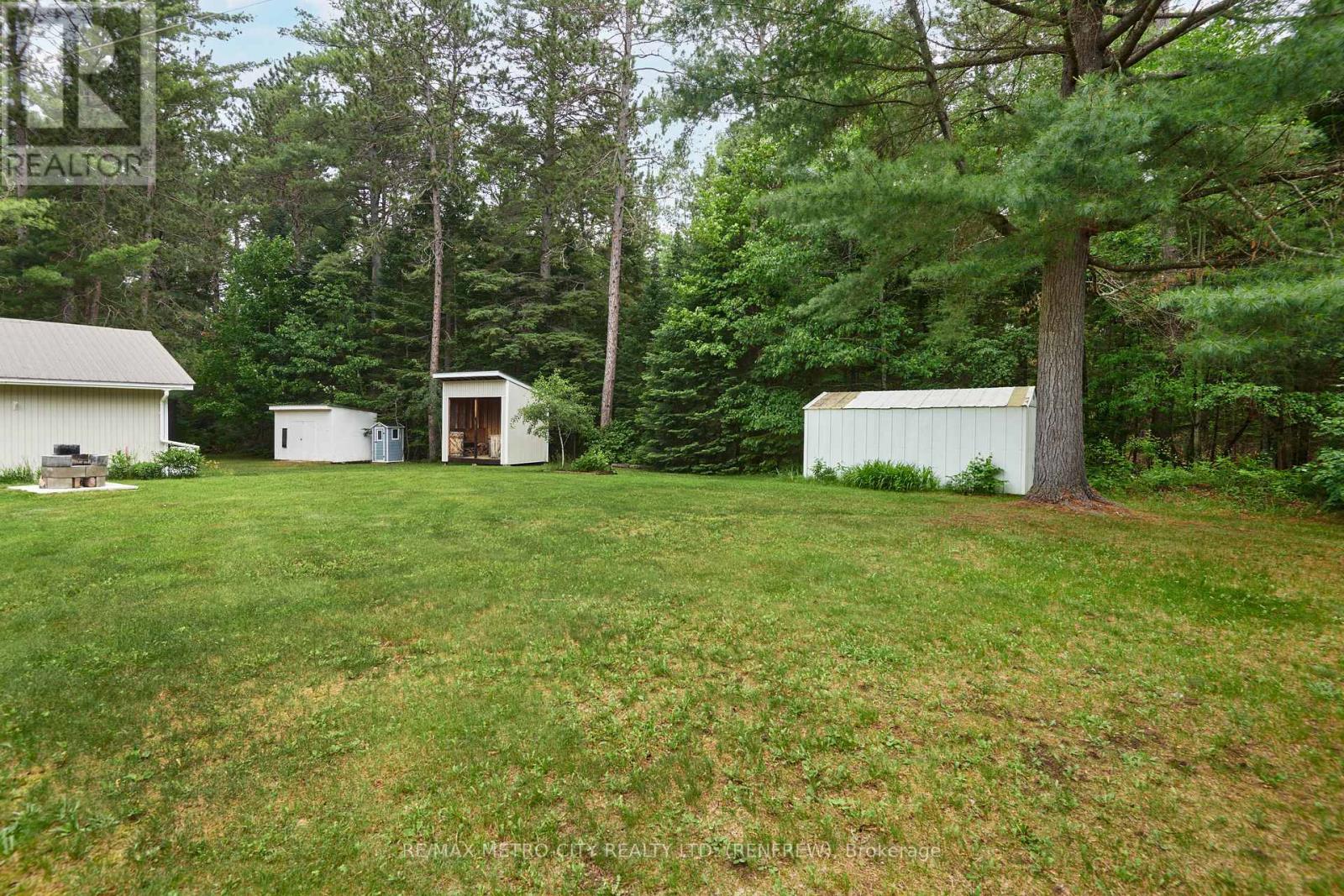 81 Flying Club Road, Greater Madawaska, Ontario  K0J 2R0 - Photo 21 - X13452126