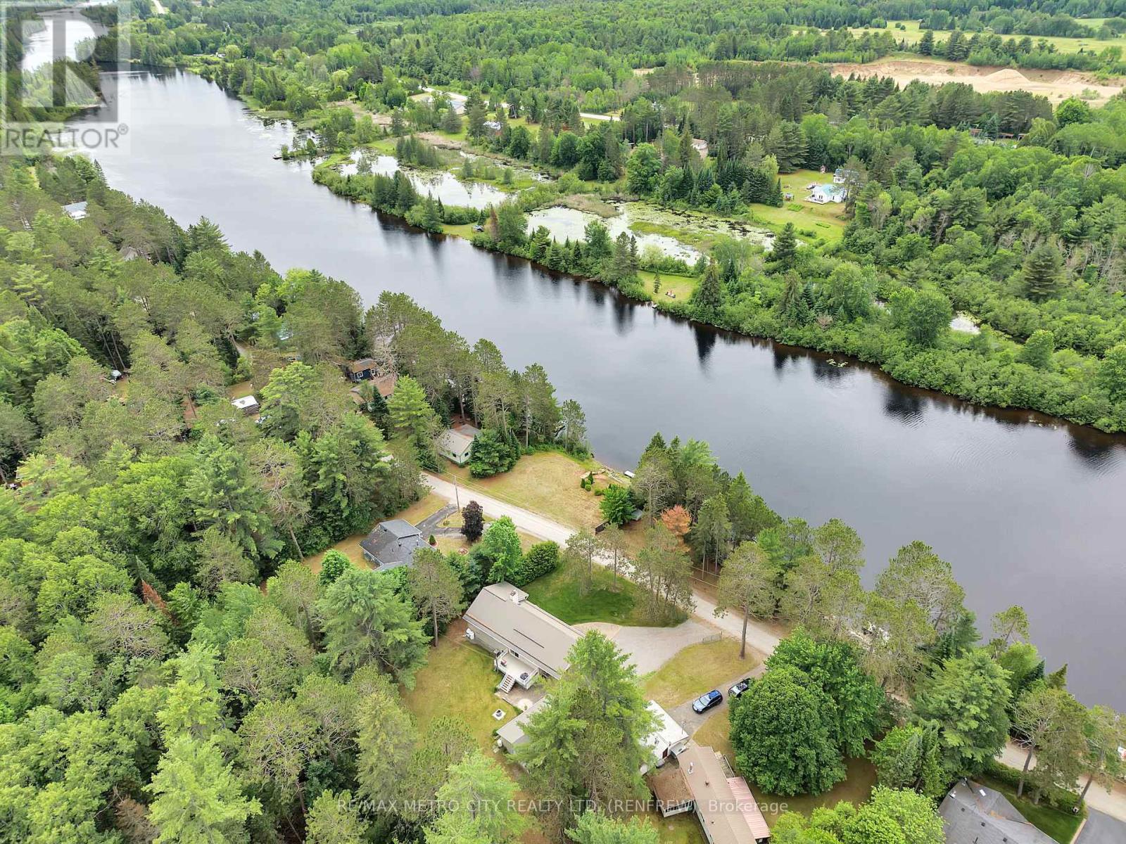 81 Flying Club Road, Greater Madawaska, Ontario  K0J 2R0 - Photo 41 - X13452126