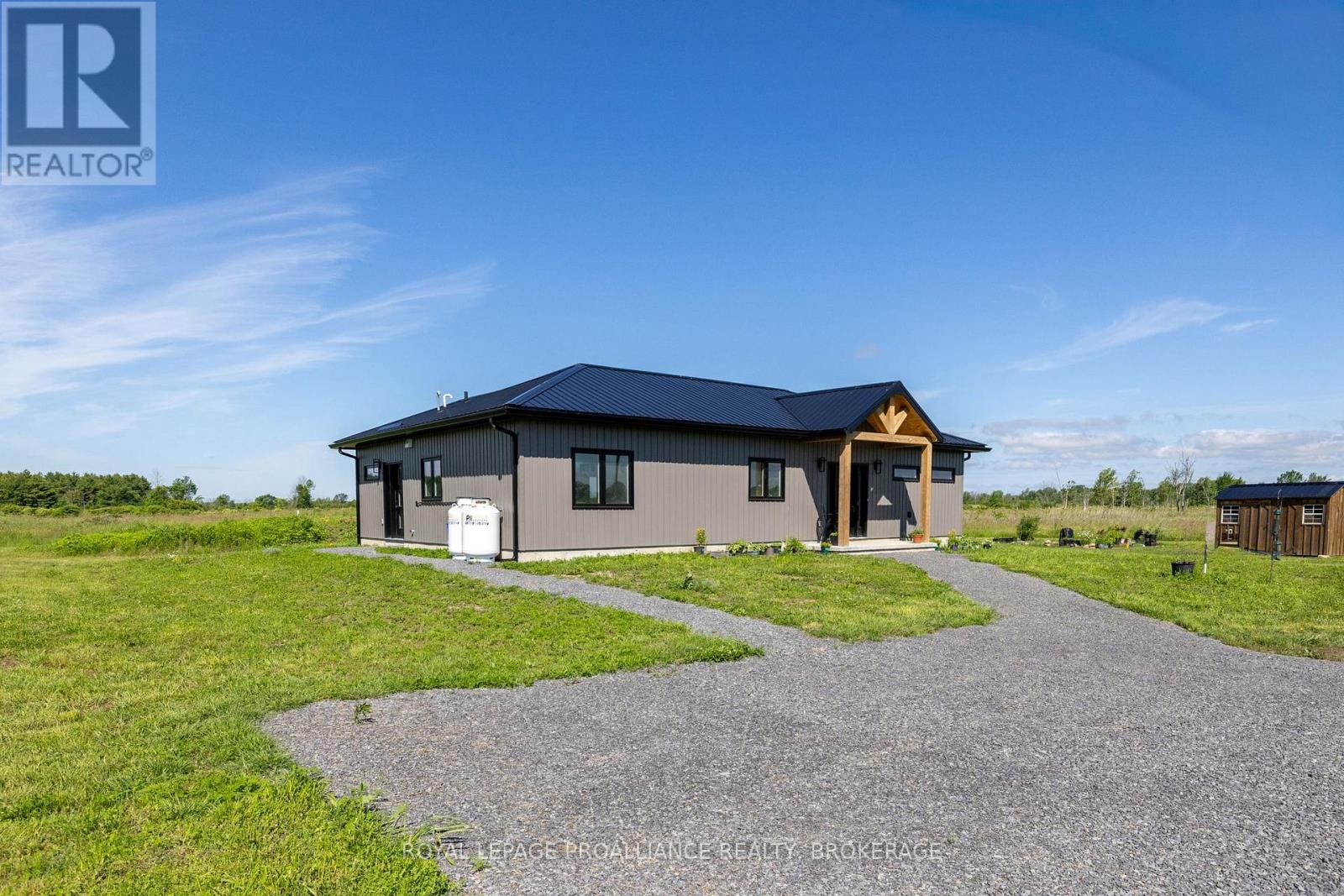 292 KYES ROAD, Front of Leeds & Seeleys Bay, Ontario
