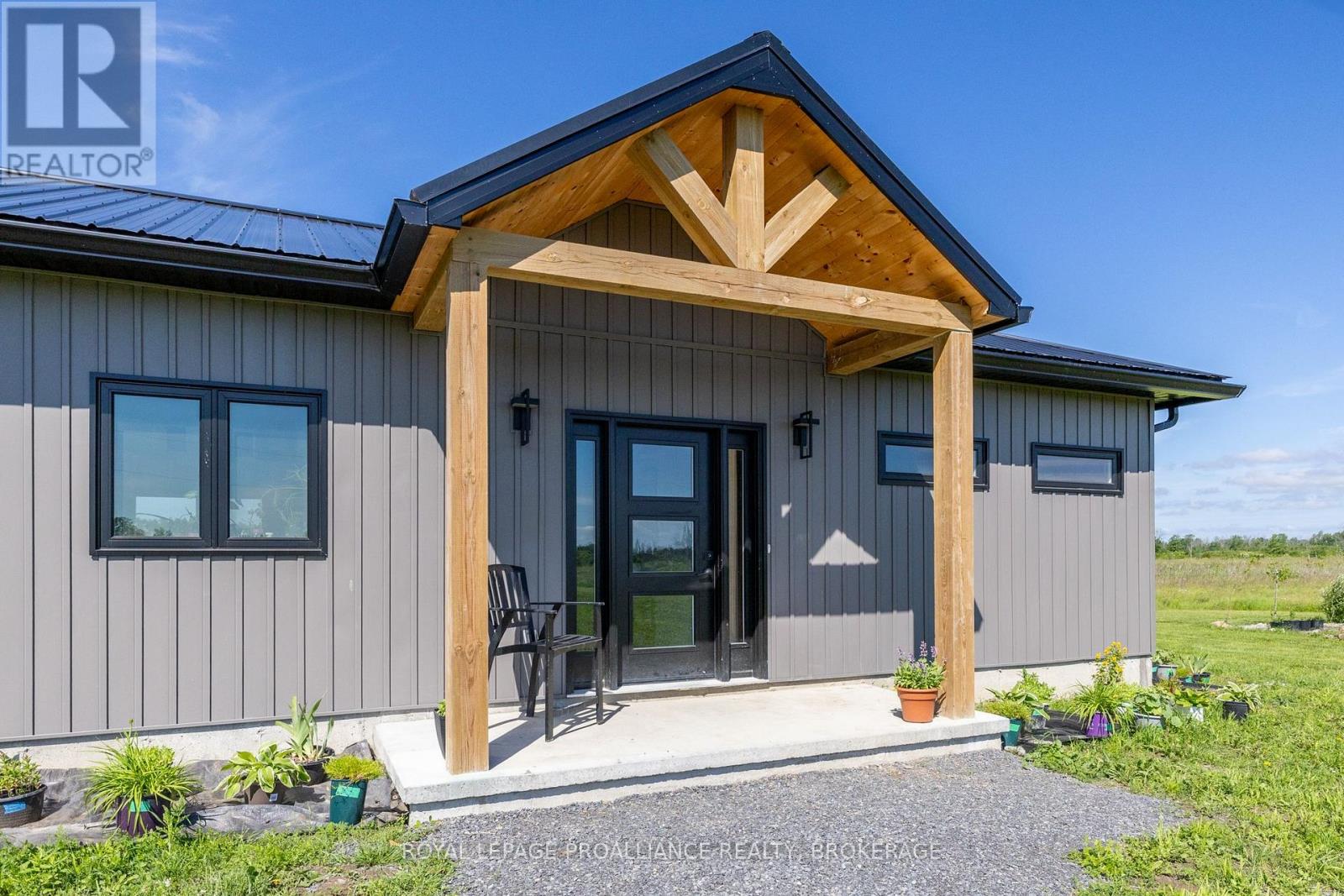 292 Kyes Road, Front Of Leeds & Seeleys Bay, Ontario  K0E 1L0 - Photo 4 - X13451066