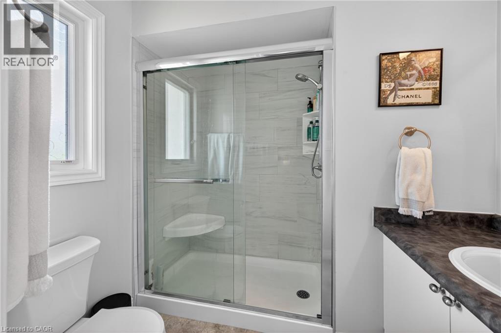 2215 Cleaver Avenue Unit# 2, Burlington, Ontario  L7M 4C5 - Photo 14 - 40840352