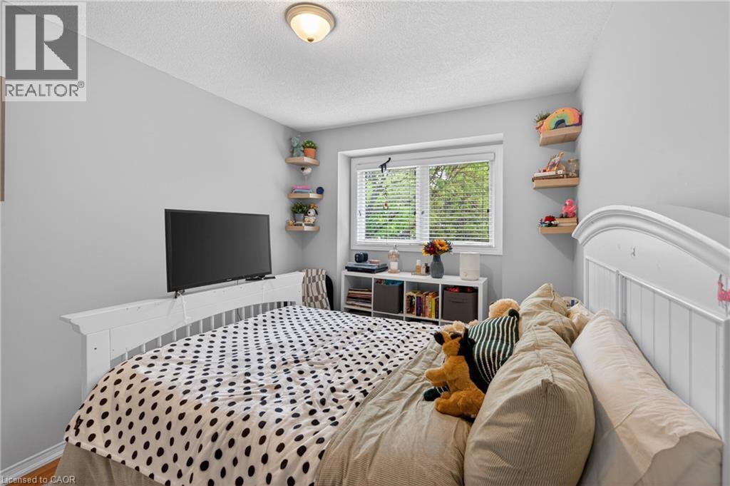 2215 Cleaver Avenue Unit# 2, Burlington, Ontario  L7M 4C5 - Photo 16 - 40840352
