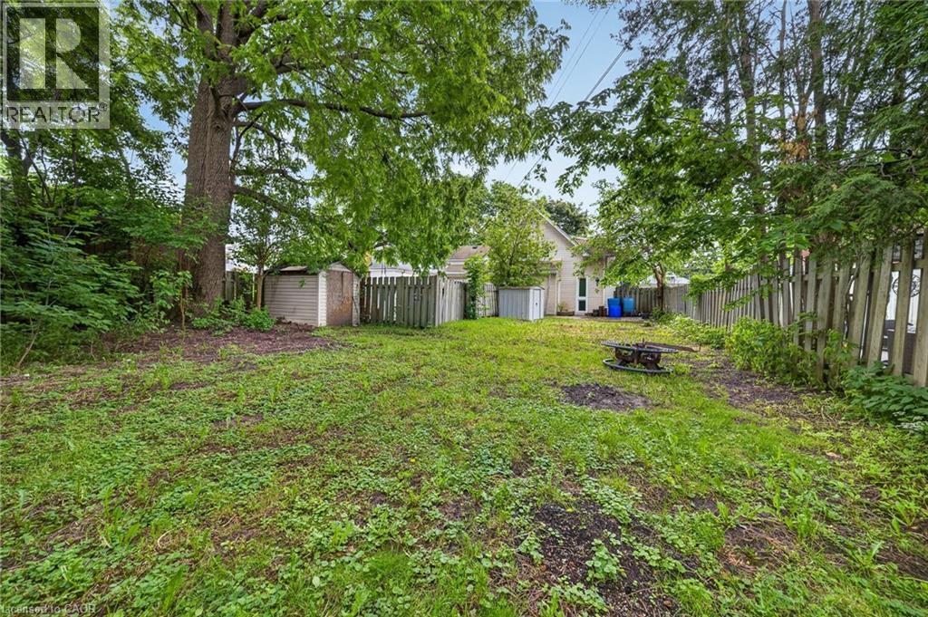 236 Marlborough Street, Brantford, Ontario  N3S 4T3 - Photo 22 - 40840267