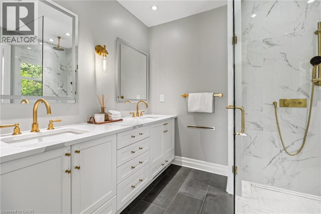 1648 Crediton Parkway, Mississauga, Ontario  L5G 3X3 - Photo 19 - 40840120