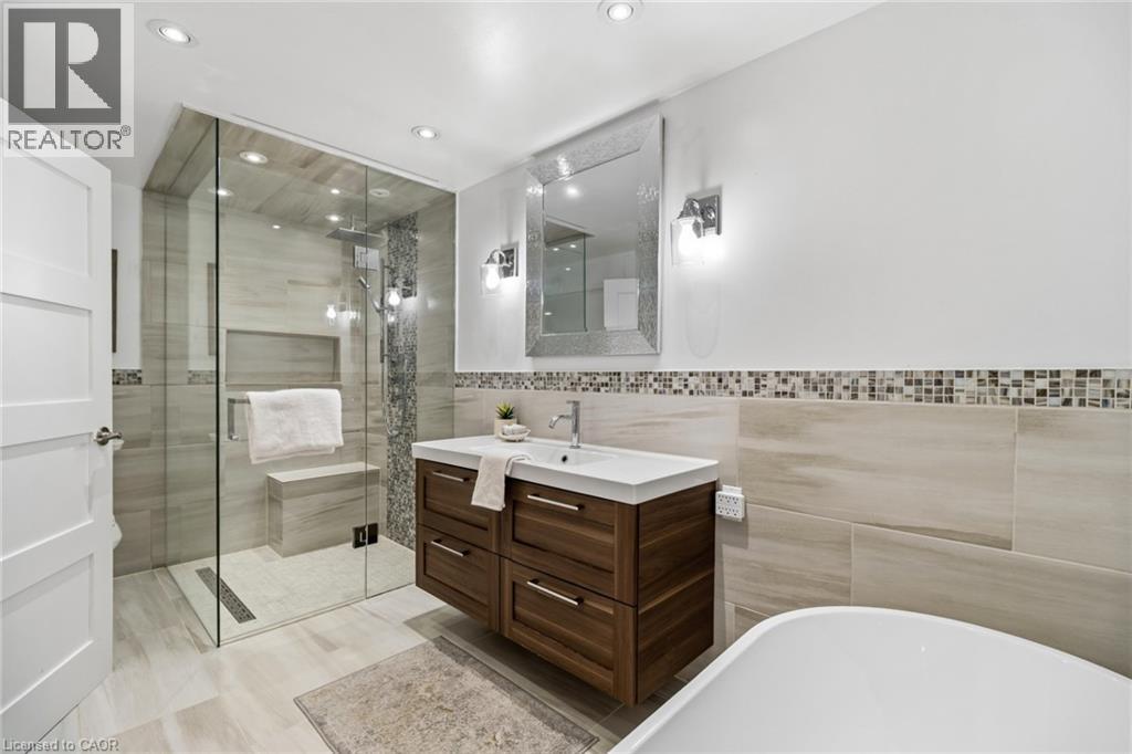 1648 Crediton Parkway, Mississauga, Ontario  L5G 3X3 - Photo 31 - 40840120