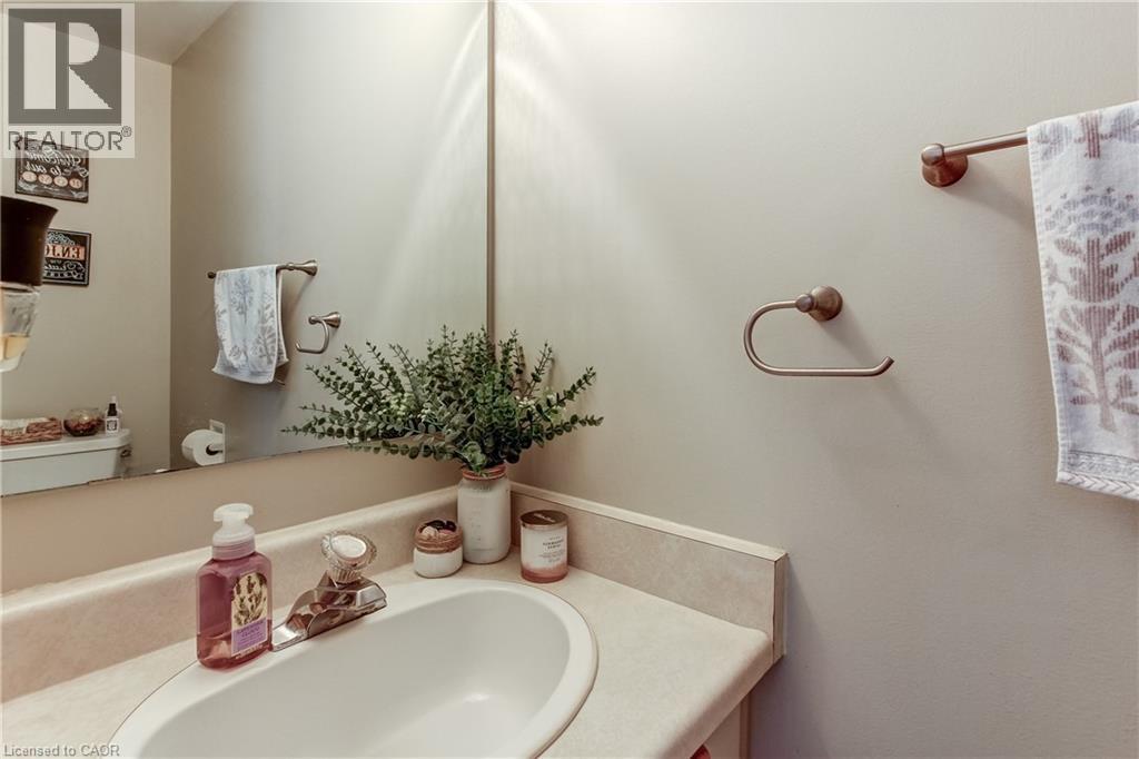 2461 Headon Forest Drive, Burlington, Ontario  L7M 3L4 - Photo 19 - 40839607