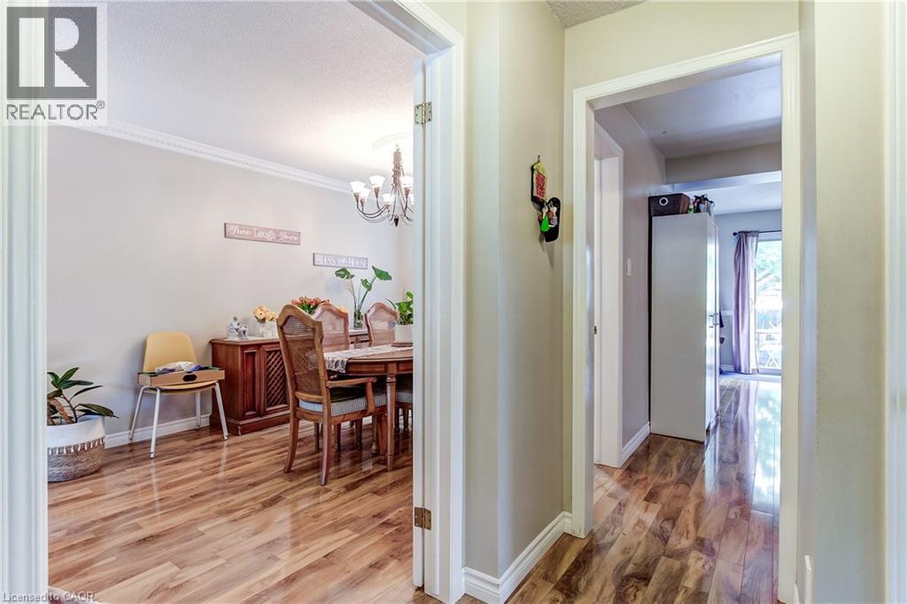 2461 Headon Forest Drive, Burlington, Ontario  L7M 3L4 - Photo 5 - 40839607