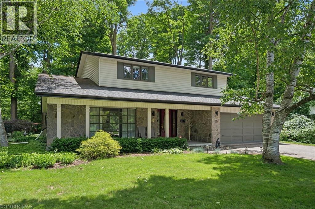 15 WILDWOOD Place, Waterloo, Ontario