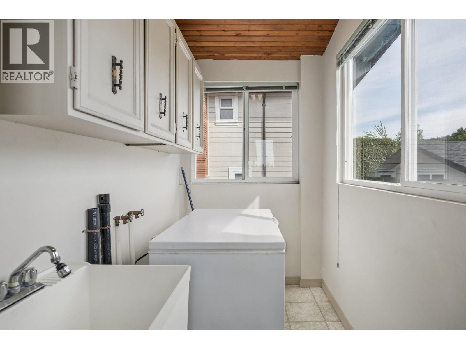 1770 Giles Place, Burnaby, British Columbia  V5A 3K6 - Photo 20 - R3120037
