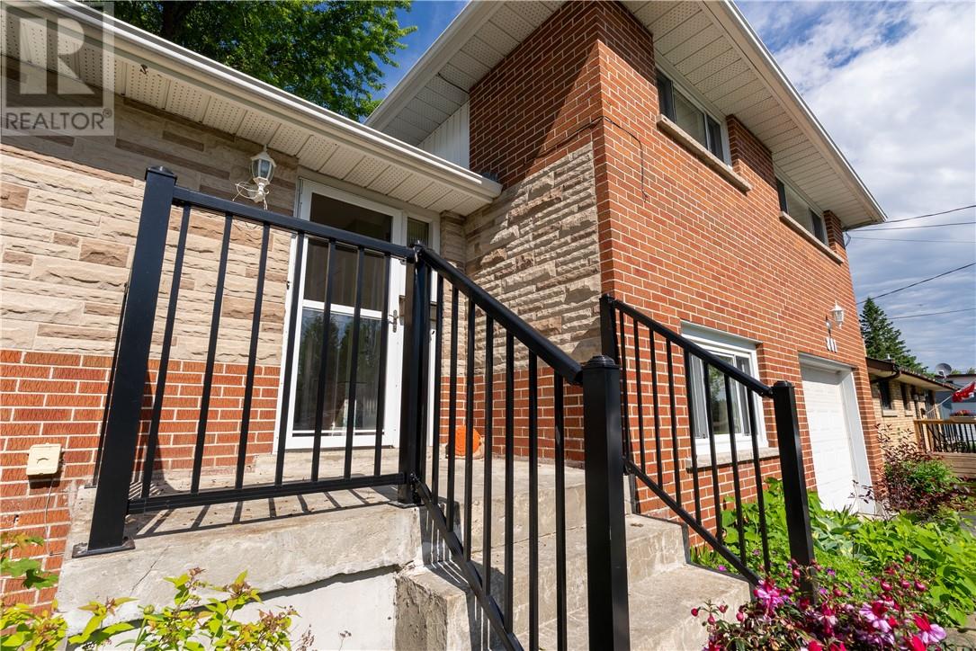 801 Attlee Avenue, Sudbury, Ontario  P3A 3H5 - Photo 4 - 2128587