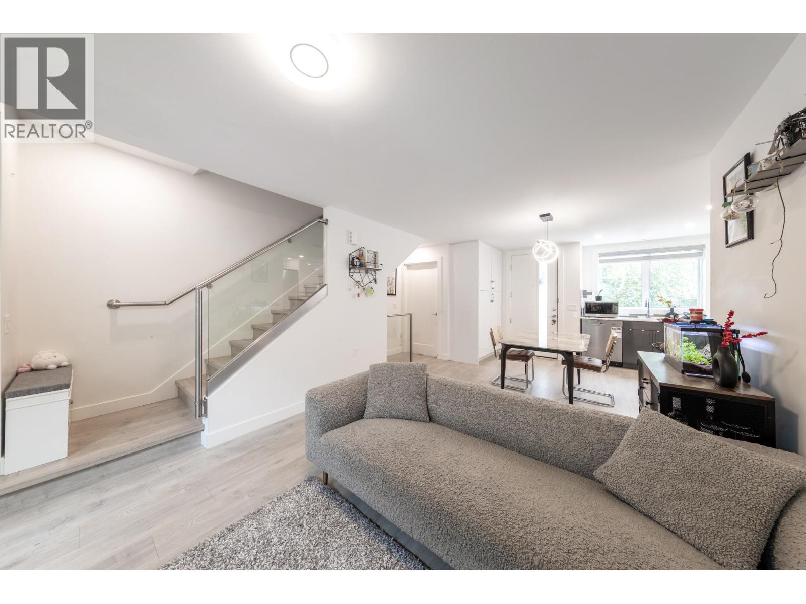 7887 French Street, Vancouver, British Columbia  V6P 4V8 - Photo 11 - R3081836
