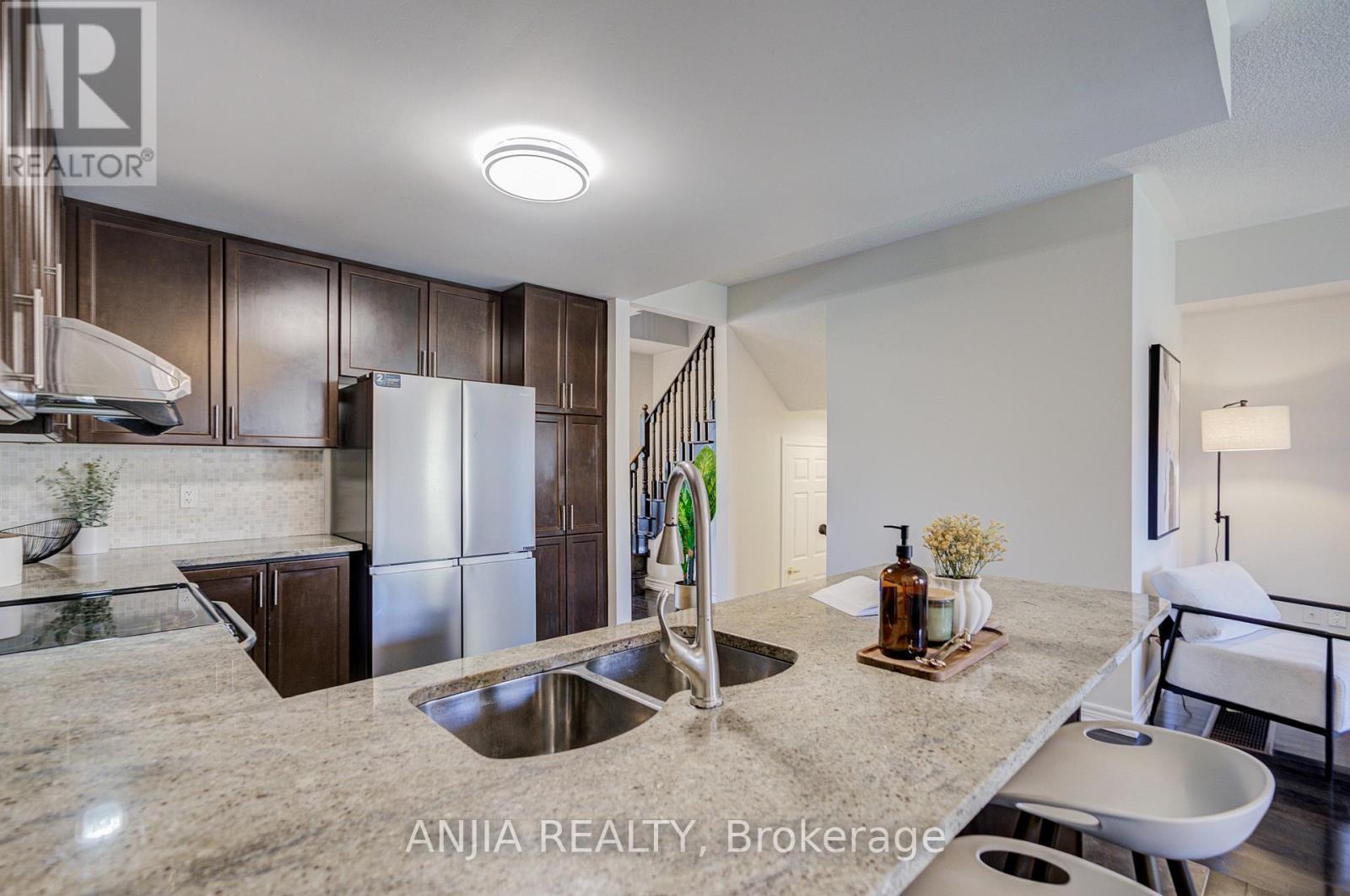 110 Betty Roman Boulevard, Markham, Ontario  L6C 0C8 - Photo 12 - N13448948