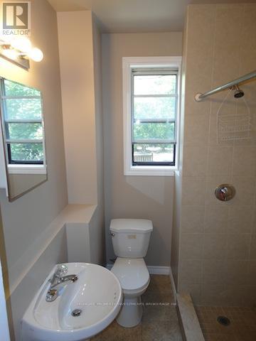 1234 Woodbine Avenue, Toronto, Ontario  M4C 4E4 - Photo 17 - E13452168