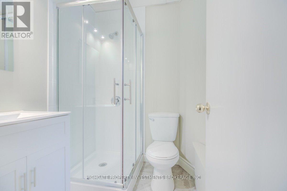 1234 Woodbine Avenue, Toronto, Ontario  M4C 4E4 - Photo 6 - E13452168