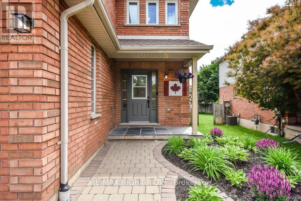 142 Julia Crescent, Orillia, Ontario  L3V 7X4 - Photo 3 - S13452116