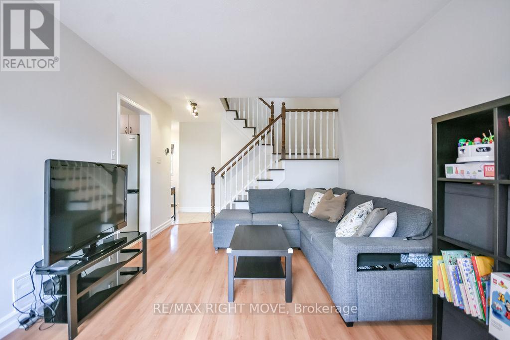 142 Julia Crescent, Orillia, Ontario  L3V 7X4 - Photo 7 - S13452116