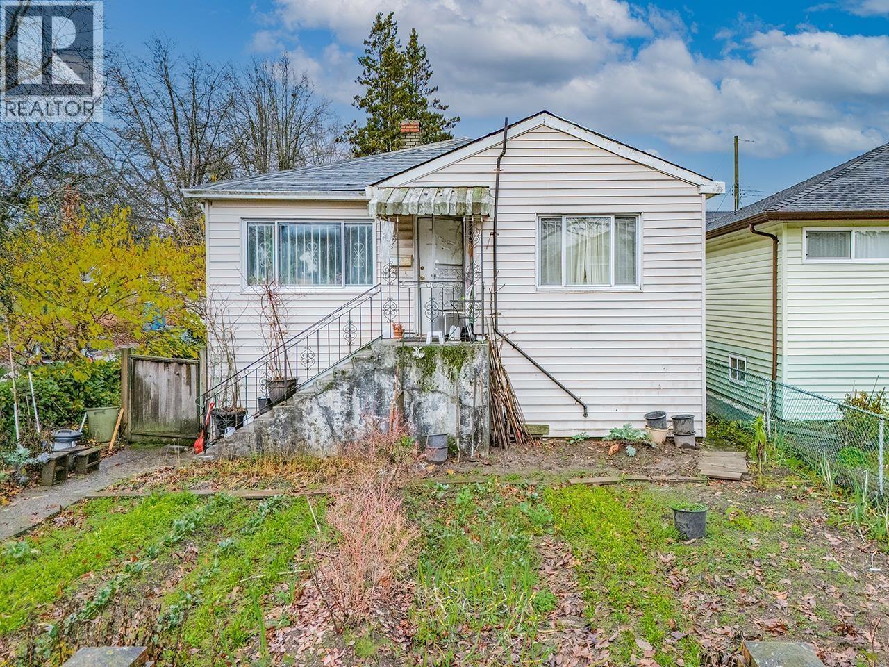 1805 E 51ST AVENUE, vancouver, British Columbia