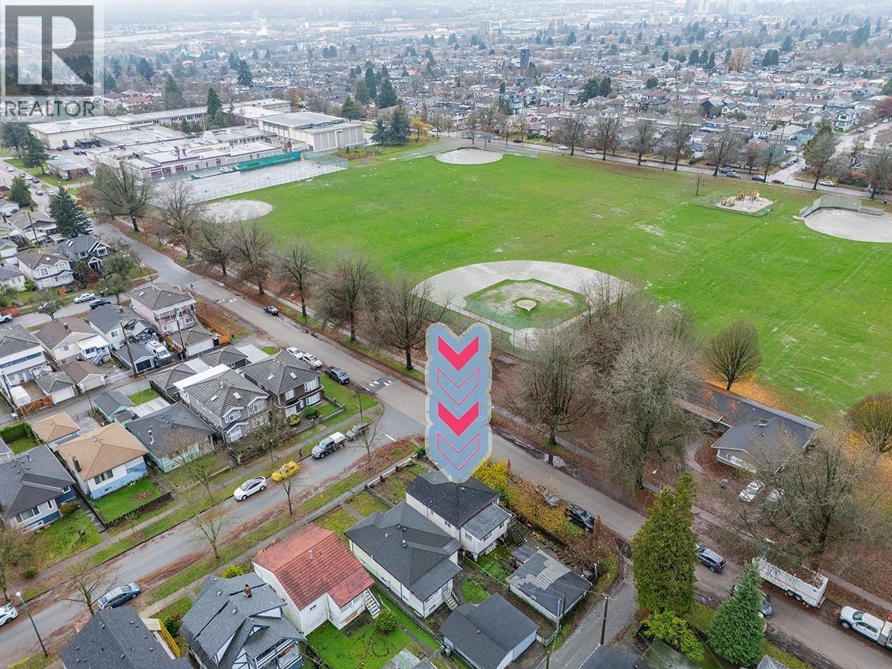 1805 E 51st Avenue, Vancouver, British Columbia  V5P 1W1 - Photo 3 - R3136437