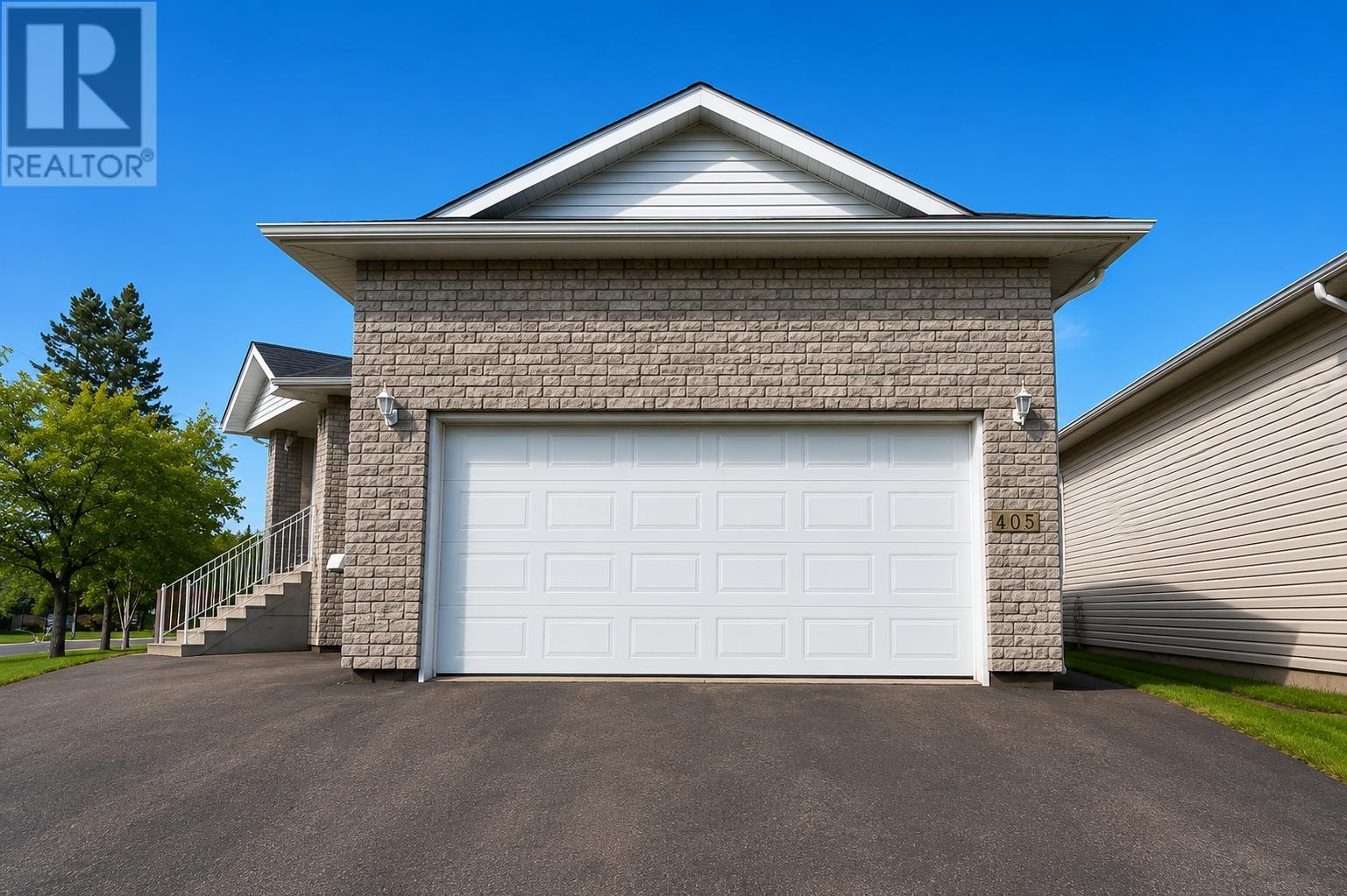 401 Tuscany Dr, Thunder Bay, Ontario  P7G 1B7 - Photo 3 - TB2601435