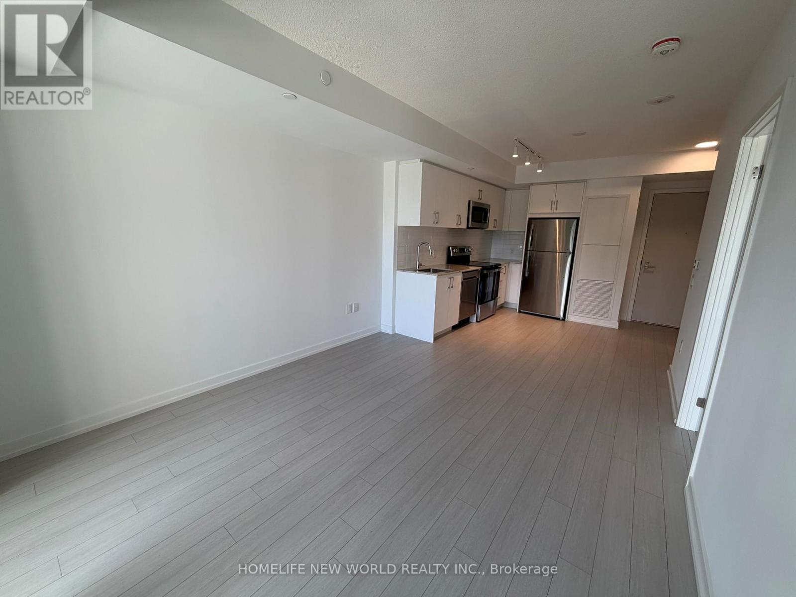 307 - 4010 Eglinton Avenue W, Toronto, Ontario  M9A 0G5 - Photo 2 - W13452078