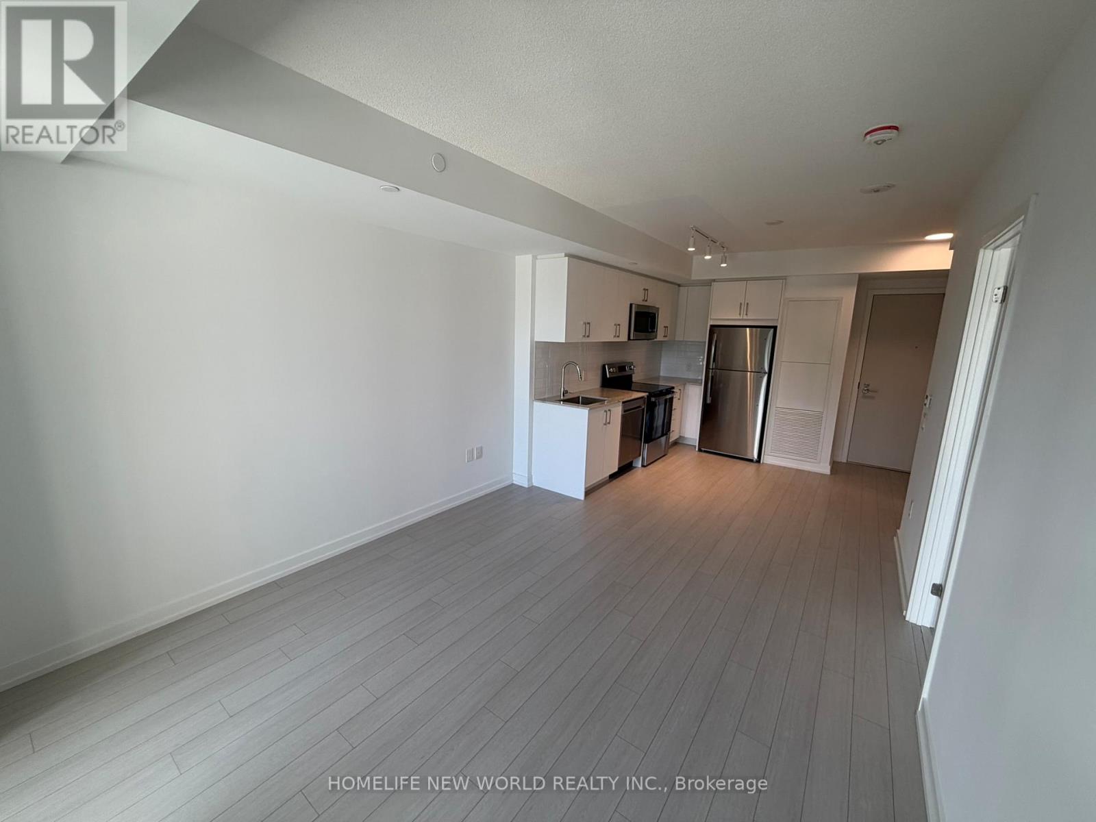307 - 4010 Eglinton Avenue W, Toronto, Ontario  M9A 0G5 - Photo 3 - W13452078