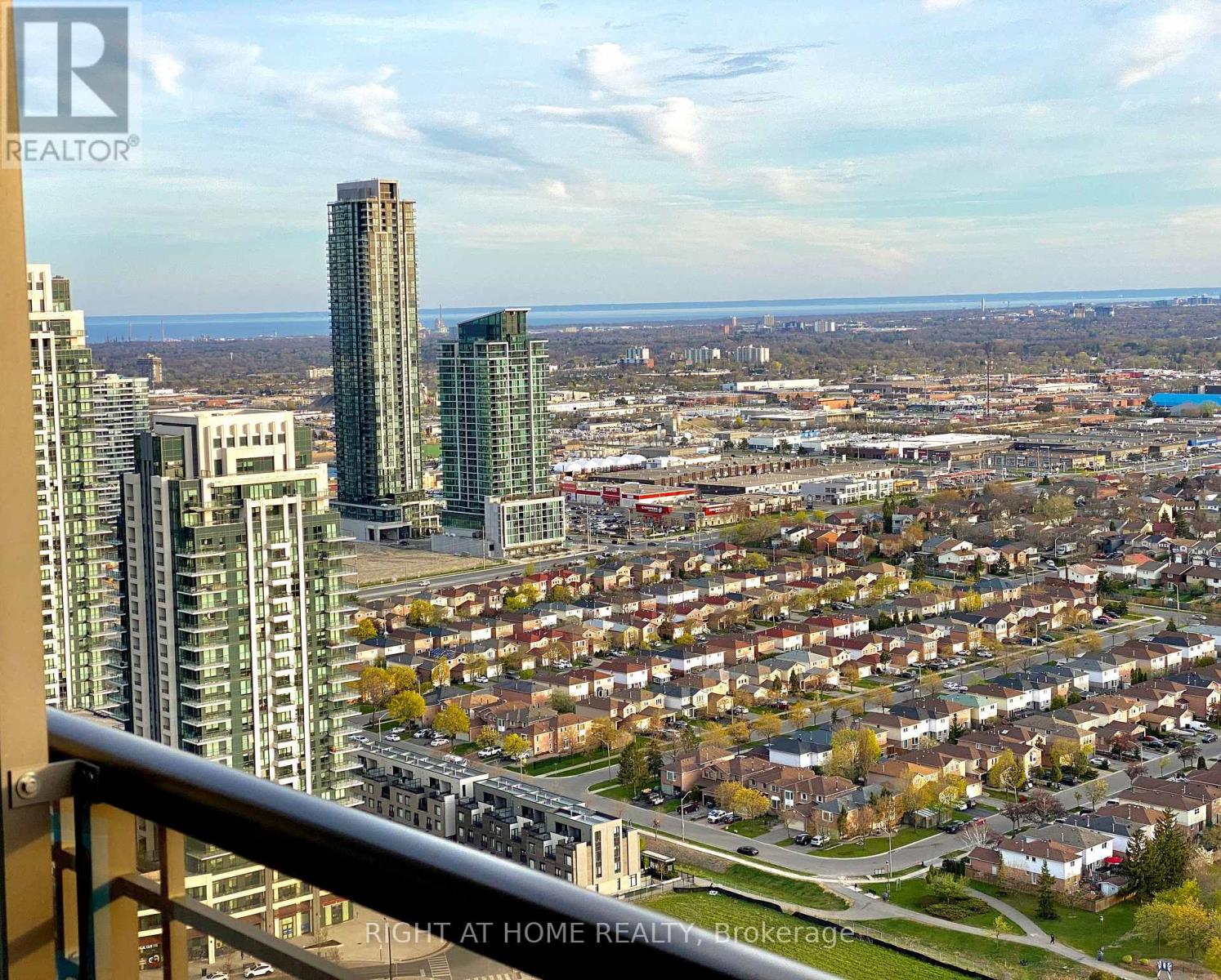3310 - 385 Prince Of Wales Drive, Mississauga, Ontario  L5B 0C6 - Photo 14 - W13452158