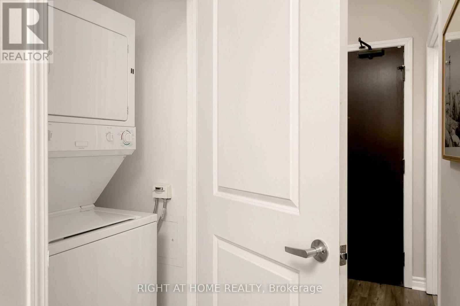 3310 - 385 Prince Of Wales Drive, Mississauga, Ontario  L5B 0C6 - Photo 28 - W13452158