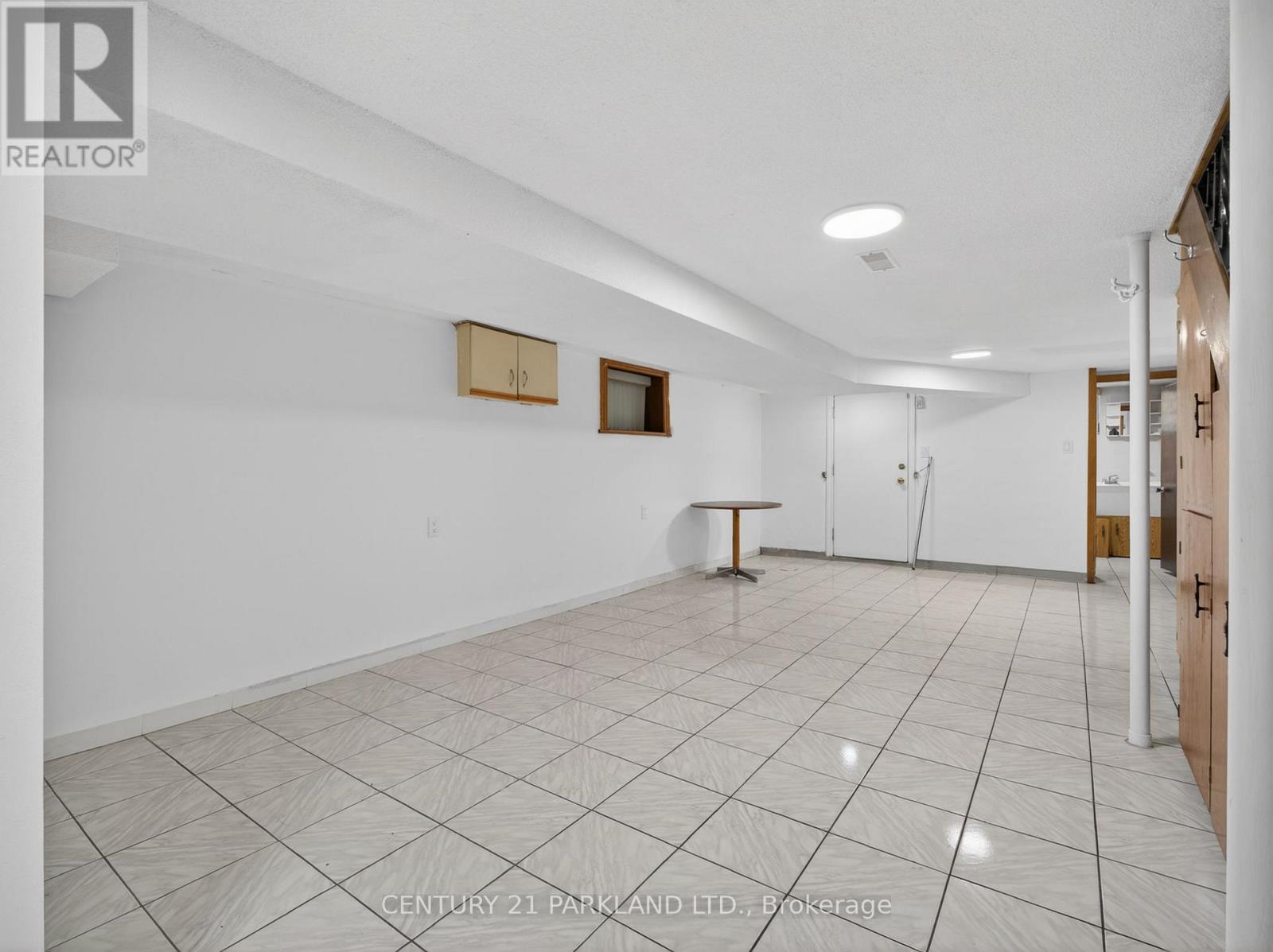 26 Earlscourt Avenue, Toronto, Ontario  M6E 4A6 - Photo 25 - W13452174